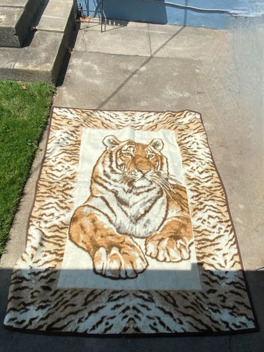 1980s Ibena Cannon Tiger Reversible Vintage Brown Blanket San Marcos Style
